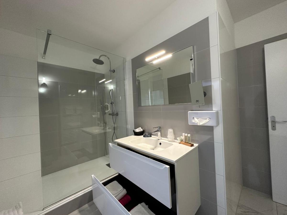 Hotel Le Saint-Yves Le Treport Bagian luar foto