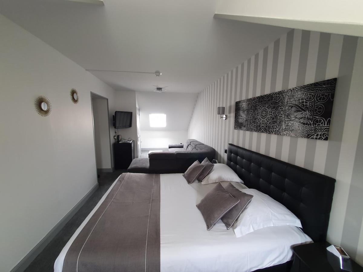 Hotel Le Saint-Yves Le Treport Bagian luar foto