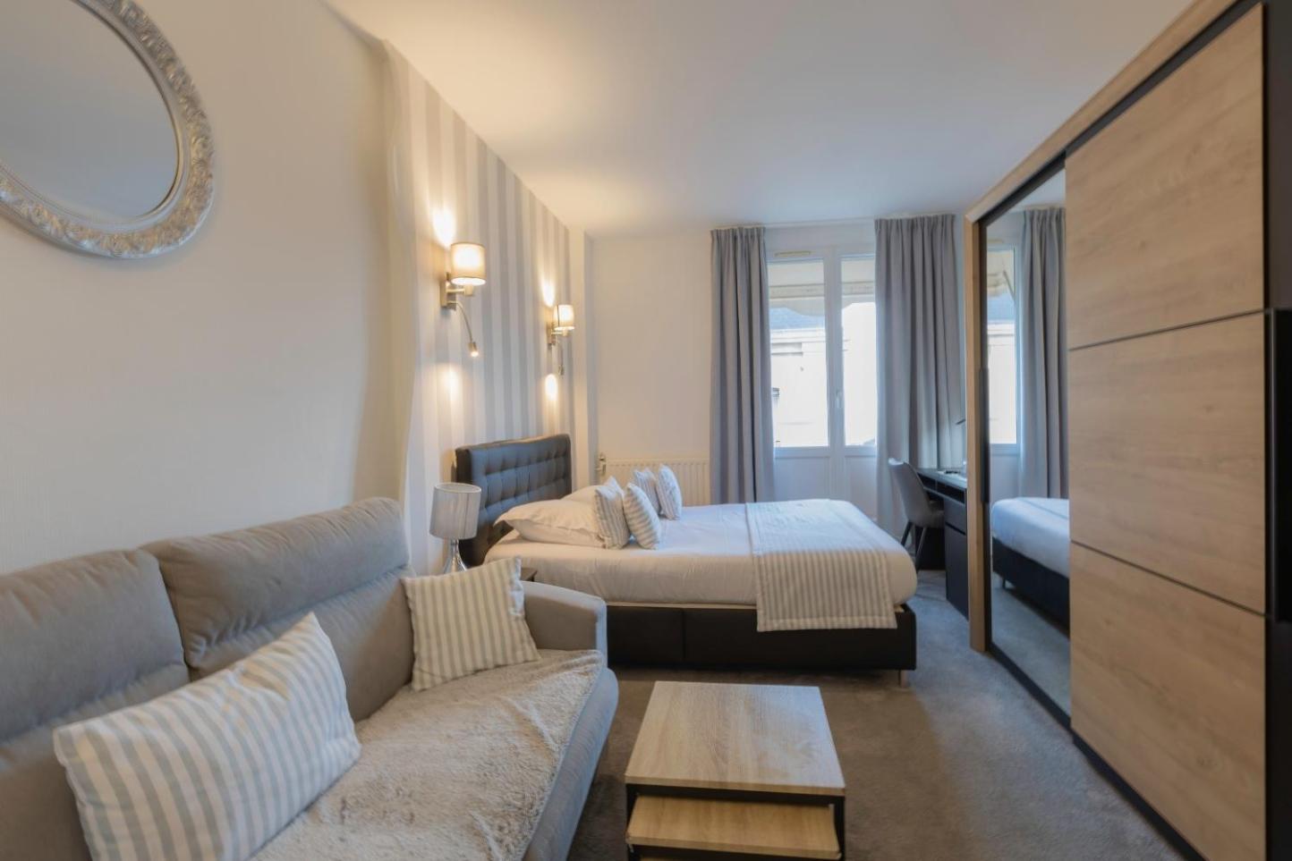 Hotel Le Saint-Yves Le Treport Bagian luar foto